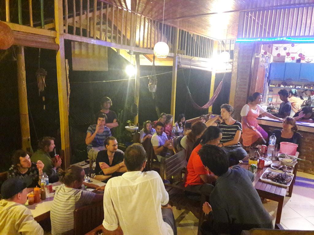 Olala Cafe & Bungalows Sabang  Dış mekan fotoğraf